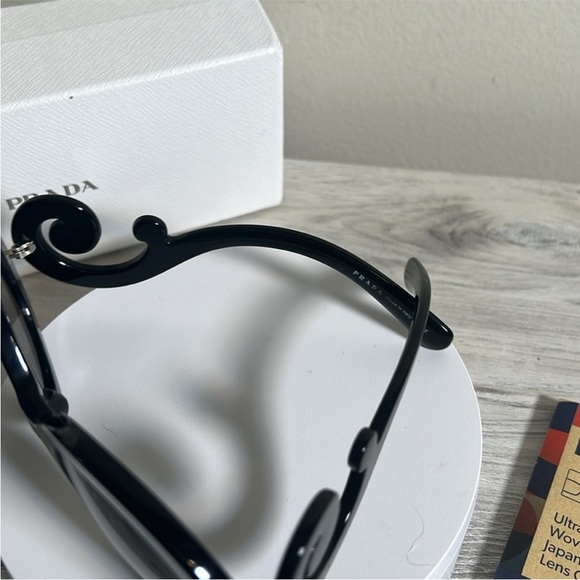 💎 PRADA NEW Women Round SPR27N 1AB-5W1 Gloss black; Gray POLARIZED sunglasses - Picture 6 of 15